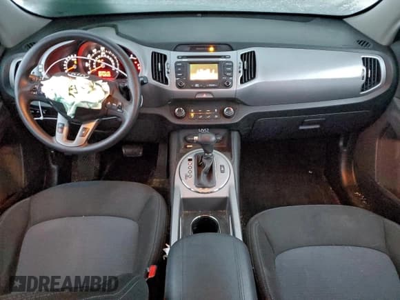 ✅ 2015 Kia Sportage LX • VIN: KNDPBCAC8F7776119 • Lot: 90626375. Wystawiony na Copart z przebiegiem 109 216 mil. Bezpłatny archiwum sprzedaży aukcyjnych z USA i szczegółowy raport historii pojazdu na DreamBid. Zdjęcie 8.