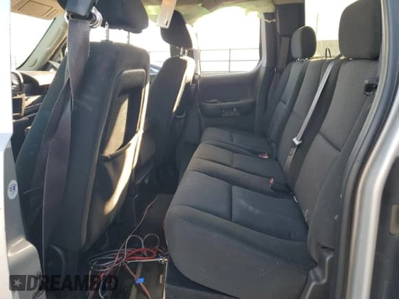 ✅ 2010 Chevrolet Silverado 1500 LT • VIN: 1GCSCSE06AZ123500 • Lot: 68121504. Listed on Copart with 251,263 mi. Free auction sales archive from the USA and detailed vehicle history report at DreamBid. Image 10.