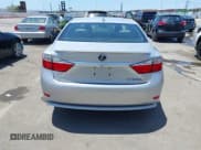 ✅ 2014 Lexus ES 300h • VIN: JTHBW1GG3E2048571 • Lot: 42559478. Listed on IAAI with 48,225 mi. Free auction sales archive from the USA and detailed vehicle history report at DreamBid. Image 16.