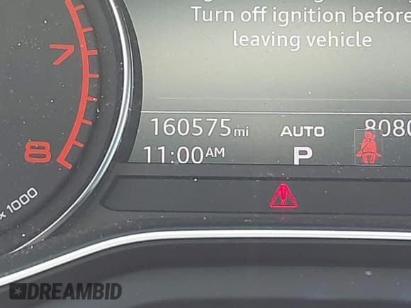 ✅ 2018 Audi A4 Premium • VIN: WAUKMAF4XJA099349 • Лот: 42707068. Опубликован ранее на IAAI с пробегом 160 575 миль. Бесплатный доступ к архиву аукционных продаж из США и подробный отчёт об истории автомобиля на DreamBid. Изображение 15.