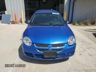 2005 Dodge Neon SXT z VIN 1B3ES56C75D140451, wystawiony jako Copart lot #55106665 z przebiegiem 240 308 mil mil oraz Nie do naprawy • Non repairable. Historia ofert i sprzedaży dostępna na DreamBid. Obrazek 5.