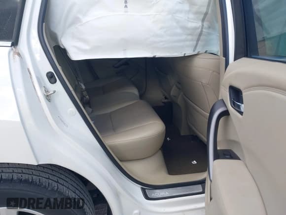 ✅ 2015 Acura RDX • VIN: 5J8TB4H38FL010961 • Лот: 43561444. Опубликован ранее на IAAI с пробегом 72 094 миль. Бесплатный доступ к архиву аукционных продаж из США и подробный отчёт об истории автомобиля на DreamBid. Изображение 8.