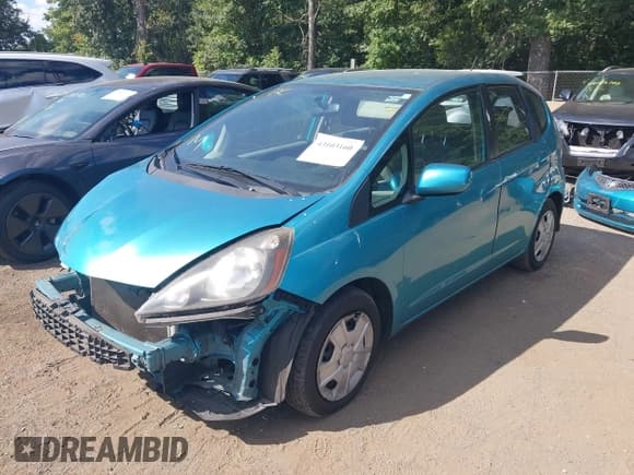 ✅ 2013 Honda Fit • VIN: JHMGE8H39DC051612 • Lot: 43103160. Wystawiony na IAAI z przebiegiem 157 451 mil. Bezpłatny archiwum sprzedaży aukcyjnych z USA i szczegółowy raport historii pojazdu na DreamBid. Zdjęcie 2.