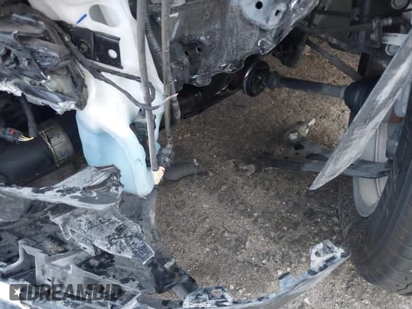 ✅ 2024 GMC Terrain SLE • VIN: 3GKALTEG7RL314512 • Lot: 43776381. Listed on IAAI with 35,845 mi. Free auction sales archive from the USA and detailed vehicle history report at DreamBid. Image 6.