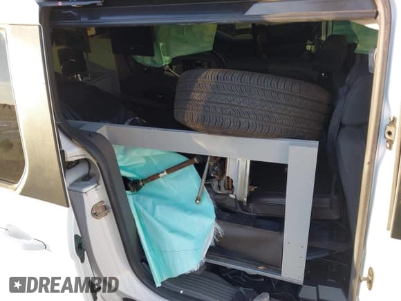 ✅ 2022 Ford Transit Connect XLT • VIN: NM0GE9F23N1514744 • Лот: 40931898. Опубликован ранее на IAAI с пробегом 12 527 миль. Бесплатный доступ к архиву аукционных продаж из США и подробный отчёт об истории автомобиля на DreamBid. Изображение 8.