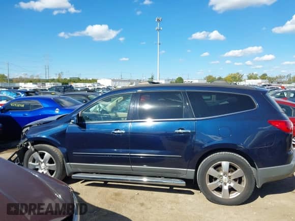 2012 Chevrolet Traverse LTZ с VIN 1GNKRLED2CJ367449, выставлен на аукционе IAAI как лот 43440857 с пробегом 177 822 миль миль и . История ставок и продаж доступна на DreamBid. Изображение 14.