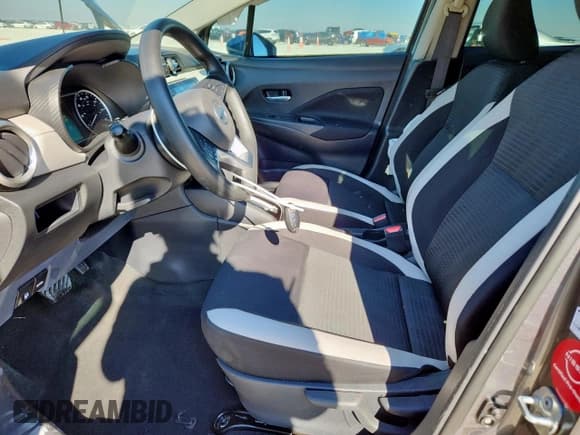 ✅ 2022 Nissan Versa SV • VIN: 3N1CN8EV4NL820466 • Лот: 91525525. Опубликован ранее на Copart с пробегом 69 614 миль. Бесплатный доступ к архиву аукционных продаж из США и подробный отчёт об истории автомобиля на DreamBid. Изображение 7.