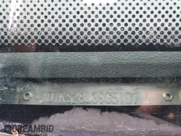 ✅ 2009 Dodge 2500 SLT • VIN: 3D7KS28L39G510712 • Лот: 52180215. Опубликован ранее на Copart с пробегом 268 467 миль. Бесплатный доступ к архиву аукционных продаж из США и подробный отчёт об истории автомобиля на DreamBid. Изображение 12.