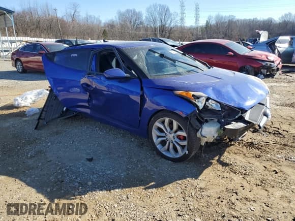 ✅ 2013 Hyundai Veloster w/Black Int • VIN: KMHTC6AD1DU123518 • Lot: 88703335. Wystawiony na Copart z przebiegiem Nie podano. Bezpłatny archiwum sprzedaży aukcyjnych z USA i szczegółowy raport historii pojazdu na DreamBid. Zdjęcie 4.