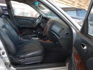 ✅ 2002 Hyundai Sonata GLS • VIN: KMHWF35H12A715354 • Lot: 42879121. Listed on IAAI with 177,088 mi. Free auction sales archive from the USA and detailed vehicle history report at DreamBid. Image 5.