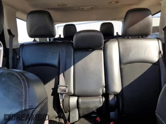 ✅ 2016 Dodge Journey Crossroad Plus • VIN: 3C4PDCGB6GT185941 • Лот: 90897285. Опубликован ранее на Copart с пробегом Не указан. Бесплатный доступ к архиву аукционных продаж из США и подробный отчёт об истории автомобиля на DreamBid. Изображение 10.