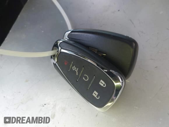 ✅ 2021 Chevrolet Traverse LT Cloth • VIN: 1GNEVGKW1MJ230154 • Lot: 43524907. Wystawiony na IAAI z przebiegiem 49 312 mil. Bezpłatny archiwum sprzedaży aukcyjnych z USA i szczegółowy raport historii pojazdu na DreamBid. Zdjęcie 11.