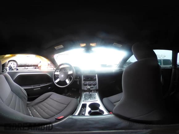 ✅ 2010 Dodge Challenger SE • VIN: 2B3CJ4DV3AH109316 • Lot: 41315941. Wystawiony na IAAI z przebiegiem 102 566 mil. Bezpłatny archiwum sprzedaży aukcyjnych z USA i szczegółowy raport historii pojazdu na DreamBid. Zdjęcie 18.