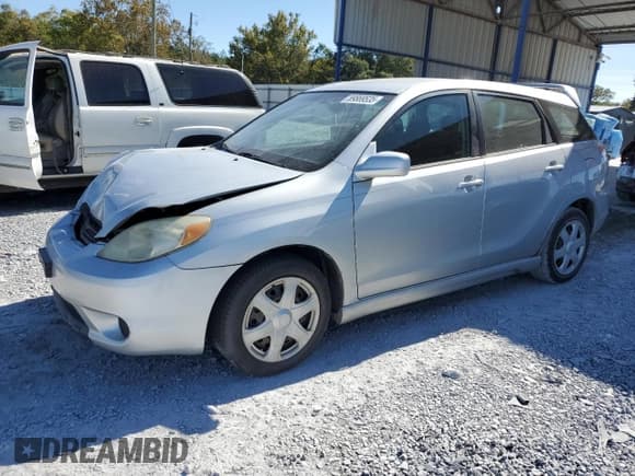 ✅ 2005 Toyota Matrix STD • VIN: 2T1KR32E65C552091 • Lot: 89869535. Listed on Copart with 215,548 mi. Free auction sales archive from the USA and detailed vehicle history report at DreamBid. Image 1.