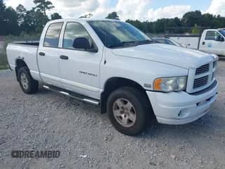 2005 Dodge 1500 SLT z VIN 1D7HU18D15S164735, wystawiony jako IAAI lot #43276636 z przebiegiem 111 533 mil mil oraz . Historia ofert i sprzedaży dostępna na DreamBid. Obrazek 1.