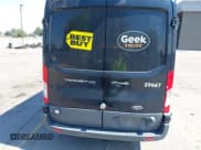 ✅ 2018 Ford Transit • VIN: 1FTYR2CM5JKB42191 • Lot: 42976807. Wystawiony na IAAI z przebiegiem 104 385 mil. Bezpłatny archiwum sprzedaży aukcyjnych z USA i szczegółowy raport historii pojazdu na DreamBid. Zdjęcie 17.