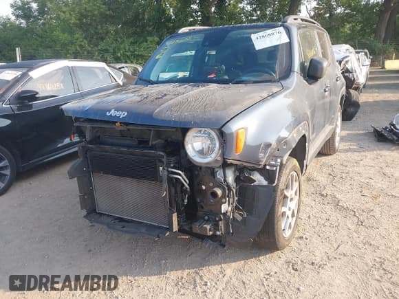 ✅ 2021 Jeep Renegade Limited • VIN: ZACNJDD15MPM67506 • Lot: 42868876. Wystawiony na IAAI z przebiegiem 44 212 mil. Bezpłatny archiwum sprzedaży aukcyjnych z USA i szczegółowy raport historii pojazdu na DreamBid. Zdjęcie 18.