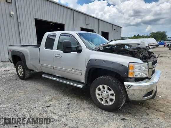 2011 Chevrolet Silverado 3500HD DRW LTZ с VIN 1GC5K1C89BZ371759, выставлен на аукционе Copart как лот 63428225 с пробегом 193 438 миль миль и Списание • Salvage title. История ставок и продаж доступна на DreamBid. Изображение 4.