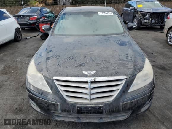 2009 Hyundai Genesis z VIN KMHGC46E59U025719, wystawiony jako Copart lot #78093124 z przebiegiem 145 837 mil mil oraz Czysty tytuł • Clean title. Historia ofert i sprzedaży dostępna na DreamBid. Obrazek 5.