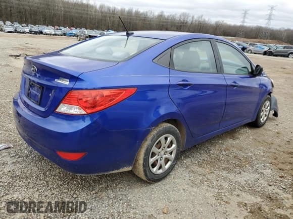 ✅ 2013 Hyundai Accent GLS • VIN: KMHCT4AE2DU500144 • Лот: 72814074. Опубликован ранее на Copart с пробегом 264 501 миль. Бесплатный доступ к архиву аукционных продаж из США и подробный отчёт об истории автомобиля на DreamBid. Изображение 3.