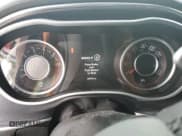 ✅ 2015 Dodge Challenger SXT Plus • VIN: 2C3CDZBG7FH906011 • Lot: 68096534. Wystawiony na Copart z przebiegiem 200 795 mil. Bezpłatny archiwum sprzedaży aukcyjnych z USA i szczegółowy raport historii pojazdu na DreamBid. Zdjęcie 9.