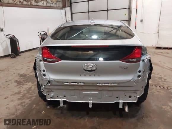 ✅ 2021 Hyundai Ioniq Blue • VIN: KMHC65LC0MU255739 • Lot: 41469705. Wystawiony na IAAI z przebiegiem 26 253 mil. Bezpłatny archiwum sprzedaży aukcyjnych z USA i szczegółowy raport historii pojazdu na DreamBid. Zdjęcie 17.