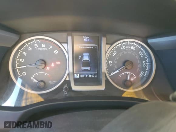 ✅ 2017 Toyota Tacoma SR • VIN: 5TFAX5GN4HX092764 • Лот: 52150405. Опубликован ранее на Copart с пробегом 114 607 миль. Бесплатный доступ к архиву аукционных продаж из США и подробный отчёт об истории автомобиля на DreamBid. Изображение 9.