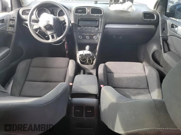 ✅ 2013 Volkswagen Golf • VIN: WVWDB7AJ2DW001827 • Лот: 71739294. Опубликован ранее на Copart с пробегом 133 585 миль. Бесплатный доступ к архиву аукционных продаж из США и подробный отчёт об истории автомобиля на DreamBid. Изображение 8.