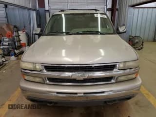 ✅ 2004 Chevrolet Suburban LT • VIN: 1GNEC16Z34J179585 • Lot: 60491664. Wystawiony na Copart z przebiegiem Nie podano. Bezpłatny archiwum sprzedaży aukcyjnych z USA i szczegółowy raport historii pojazdu na DreamBid. Zdjęcie 5.