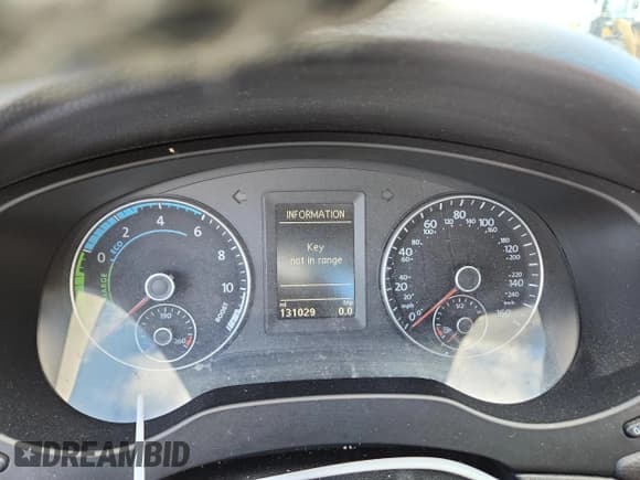 ✅ 2013 Volkswagen Jetta Hybrid • VIN: 3VW637AJ1DM289620 • Lot: 92242245. Listed on Copart with 131,029 mi. Free auction sales archive from the USA and detailed vehicle history report at DreamBid. Image 9.