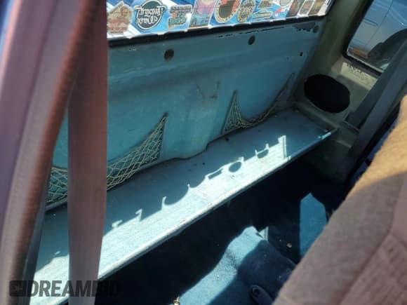 ✅ 1985 Toyota Pickup • VIN: JT4RN59G2F0134040 • Lot: 57136215. Listed on Copart with 265,807 mi. Free auction sales archive from the USA and detailed vehicle history report at DreamBid. Image 10.