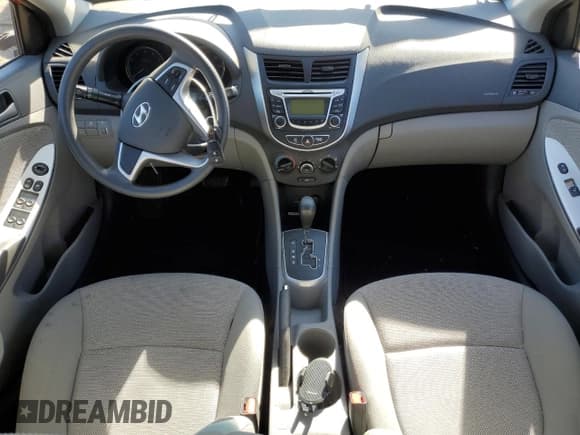 ✅ 2013 Hyundai Accent GS • VIN: KMHCT5AE3DU120719 • Лот: 73678904. Опубликован ранее на Copart с пробегом Не указан. Бесплатный доступ к архиву аукционных продаж из США и подробный отчёт об истории автомобиля на DreamBid. Изображение 8.