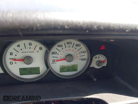 ✅ 2007 Ford Escape Limited • VIN: 1FMCU94167KB78689 • Lot: 42715507. Listed on IAAI with 184,738 mi. Free auction sales archive from the USA and detailed vehicle history report at DreamBid. Image 7.