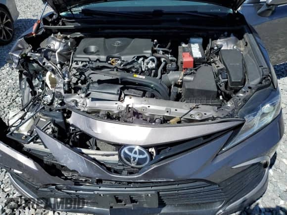 2021 Toyota Camry LE z VIN 4T1C11BK7MU037734, wystawiony jako Copart lot #52341645 z przebiegiem 92 679 mil mil oraz Szkoda całkowita • Salvage title. Historia ofert i sprzedaży dostępna na DreamBid. Obrazek 11.