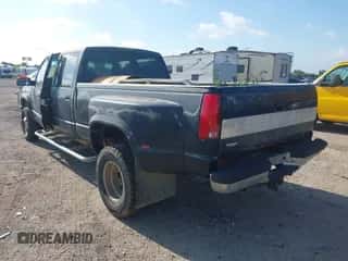 1997 Chevrolet Silverado 3500 с VIN 1GCHK33J5VF008859, выставлен на аукционе IAAI как лот 42607909 с пробегом 267 885 миль миль и . История ставок и продаж доступна на DreamBid. Изображение 3.