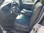 ✅ 2001 Ford Explorer • VIN: 1FMZU75E01ZA54089 • Lot: 71721185. Wystawiony na Copart z przebiegiem 252 194 mil. Bezpłatny archiwum sprzedaży aukcyjnych z USA i szczegółowy raport historii pojazdu na DreamBid. Zdjęcie 7.