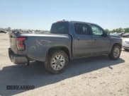 ✅ 2023 Nissan Frontier SV • VIN: 1N6ED1EJ9PN662851 • Lot: 52243205. Wystawiony na Copart z przebiegiem 48 708 mil. Bezpłatny archiwum sprzedaży aukcyjnych z USA i szczegółowy raport historii pojazdu na DreamBid. Zdjęcie 3.