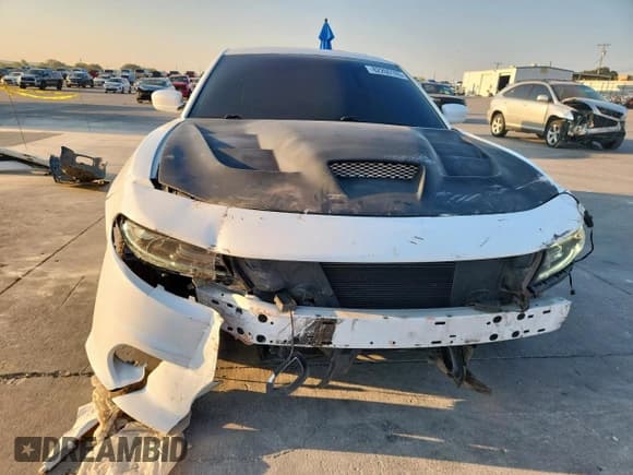 ✅ 2020 Dodge Charger Scat Pack • VIN: 2C3CDXGJ3LH232167 • Lot: 82200185. Wystawiony na Copart z przebiegiem 94 014 mil. Bezpłatny archiwum sprzedaży aukcyjnych z USA i szczegółowy raport historii pojazdu na DreamBid. Zdjęcie 5.