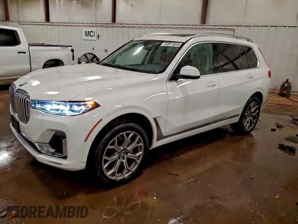 ✅ 2020 BMW X7 xDrive40i • VIN: 5UXCW2C09L9B78512 • Лот: 93974645. Опубликован ранее на Copart с пробегом 89 595 миль. Бесплатный доступ к архиву аукционных продаж из США и подробный отчёт об истории автомобиля на DreamBid. Изображение 1.