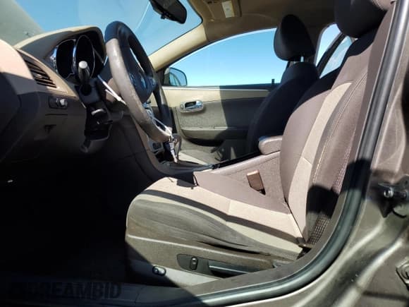 ✅ 2010 Chevrolet Malibu 1LS • VIN: 1G1ZB5EB4A4134988 • Lot: 75615554. Listed on Copart with 74,294 mi. Free auction sales archive from the USA and detailed vehicle history report at DreamBid. Image 7.