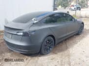 ✅ 2019 Tesla Model 3 Long Range • VIN: 5YJ3E1EB4KF384982 • Lot: 43300147. Wystawiony na IAAI z przebiegiem 67 472 mil. Bezpłatny archiwum sprzedaży aukcyjnych z USA i szczegółowy raport historii pojazdu na DreamBid. Zdjęcie 4.