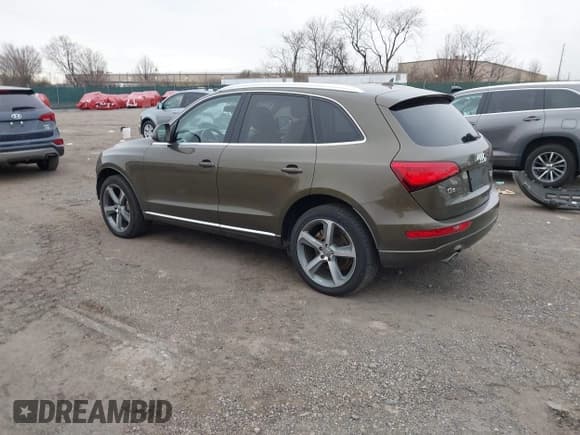✅ 2014 Audi Q5 Premium Plus • VIN: WA1CMAFPXEA029383 • Lot: 43864264. Listed on IAAI with Not provided. Free auction sales archive from the USA and detailed vehicle history report at DreamBid. Image 3.