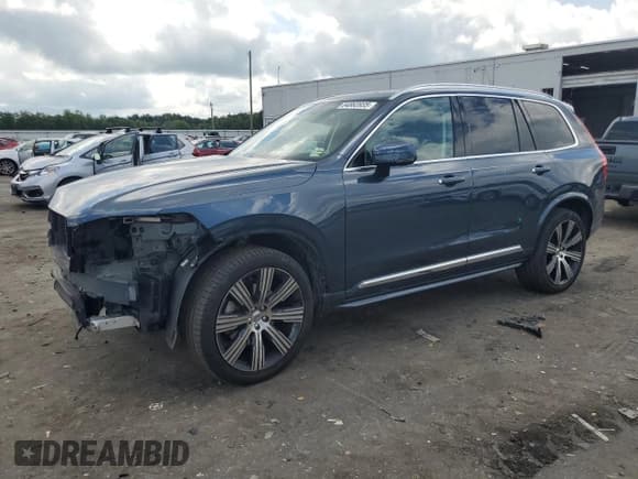 ✅ 2022 Volvo XC90 Inscription • VIN: YV4A221L1N1869787 • Lot: 64863935. Listed on Copart with 47,575 mi. Free auction sales archive from the USA and detailed vehicle history report at DreamBid. Image 1.