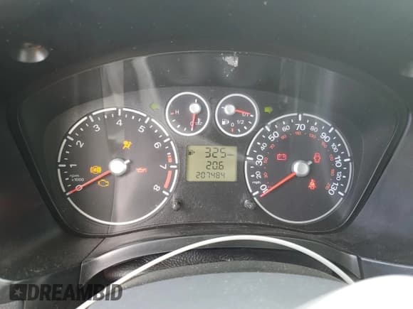 ✅ 2011 Ford Transit Connect XL • VIN: NM0LS7AN5BT069730 • Lot: 65631505. Wystawiony na Copart z przebiegiem 207 484 mil. Bezpłatny archiwum sprzedaży aukcyjnych z USA i szczegółowy raport historii pojazdu na DreamBid. Zdjęcie 9.