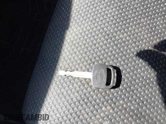 ✅ 2004 Scion xB • VIN: JTLKT324440162922 • Лот: 43120337. Опубликован ранее на IAAI с пробегом 202 390 миль. Бесплатный доступ к архиву аукционных продаж из США и подробный отчёт об истории автомобиля на DreamBid. Изображение 11.