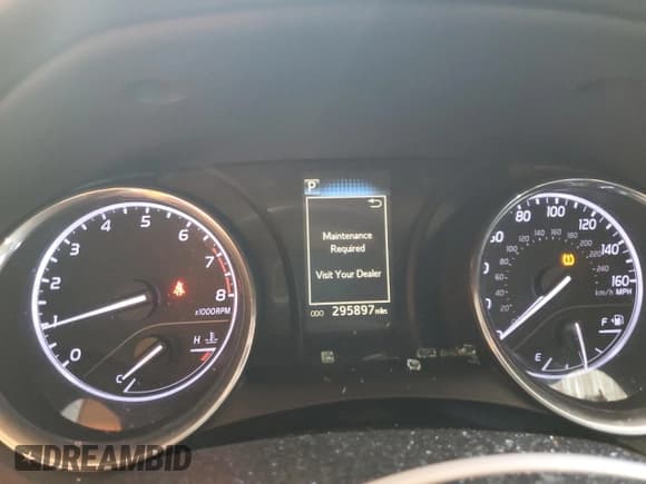 ✅ 2019 Toyota Camry LE • VIN: 4T1B11HK8KU247551 • Лот: 82433415. Опубликован ранее на Copart с пробегом 295 897 миль. Бесплатный доступ к архиву аукционных продаж из США и подробный отчёт об истории автомобиля на DreamBid. Изображение 9.