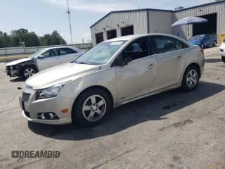 2014 Chevrolet Cruze 1LT с VIN 1G1PC5SB8E7258596, выставлен на аукционе Copart как лот 69052855 с пробегом 174 521 миль миль и Списание • Salvage title. История ставок и продаж доступна на DreamBid. Изображение 1.