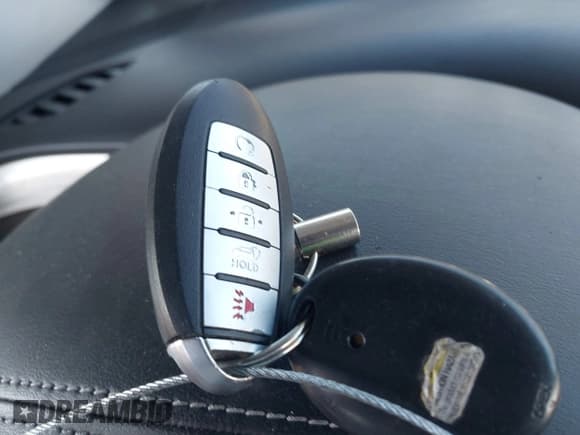 ✅ 2015 Nissan Murano S • VIN: 5N1AZ2MGXFN261740 • Lot: 43526576. Wystawiony na IAAI z przebiegiem 156 345 mil. Bezpłatny archiwum sprzedaży aukcyjnych z USA i szczegółowy raport historii pojazdu na DreamBid. Zdjęcie 11.