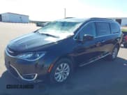 ✅ 2017 Chrysler Pacifica Touring L • VIN: 2C4RC1BG2HR591142 • Лот: 43057947. Опубликован ранее на IAAI с пробегом 178 662 миль. Бесплатный доступ к архиву аукционных продаж из США и подробный отчёт об истории автомобиля на DreamBid. Изображение 2.
