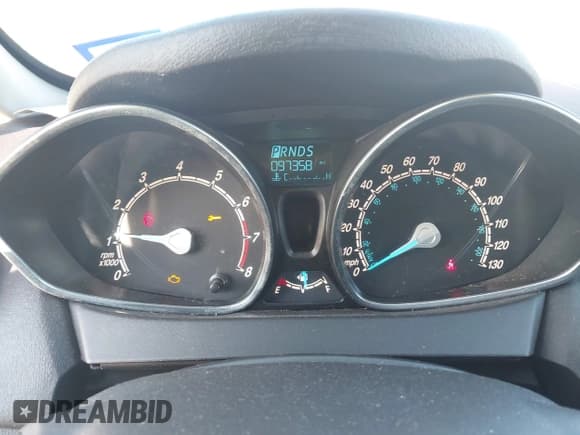 ✅ 2016 Ford Fiesta SE • VIN: 3FADP4BJ6GM184903 • Lot: 43811177. Wystawiony na IAAI z przebiegiem 97 358 mil. Bezpłatny archiwum sprzedaży aukcyjnych z USA i szczegółowy raport historii pojazdu na DreamBid. Zdjęcie 7.